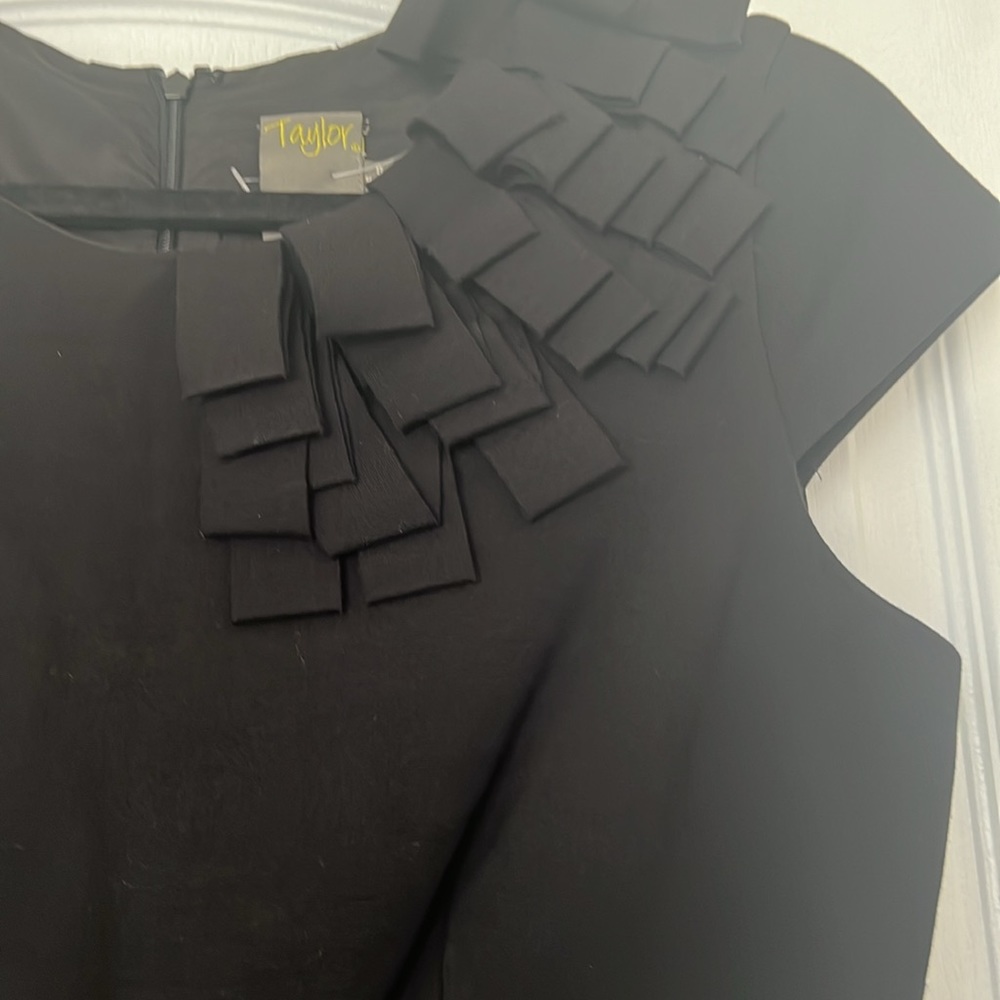 Excellent condition - Picture 2 of 3